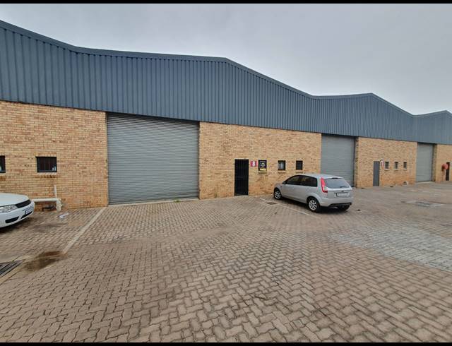 454M² WAREHOUSE TO LET IN CROWN
